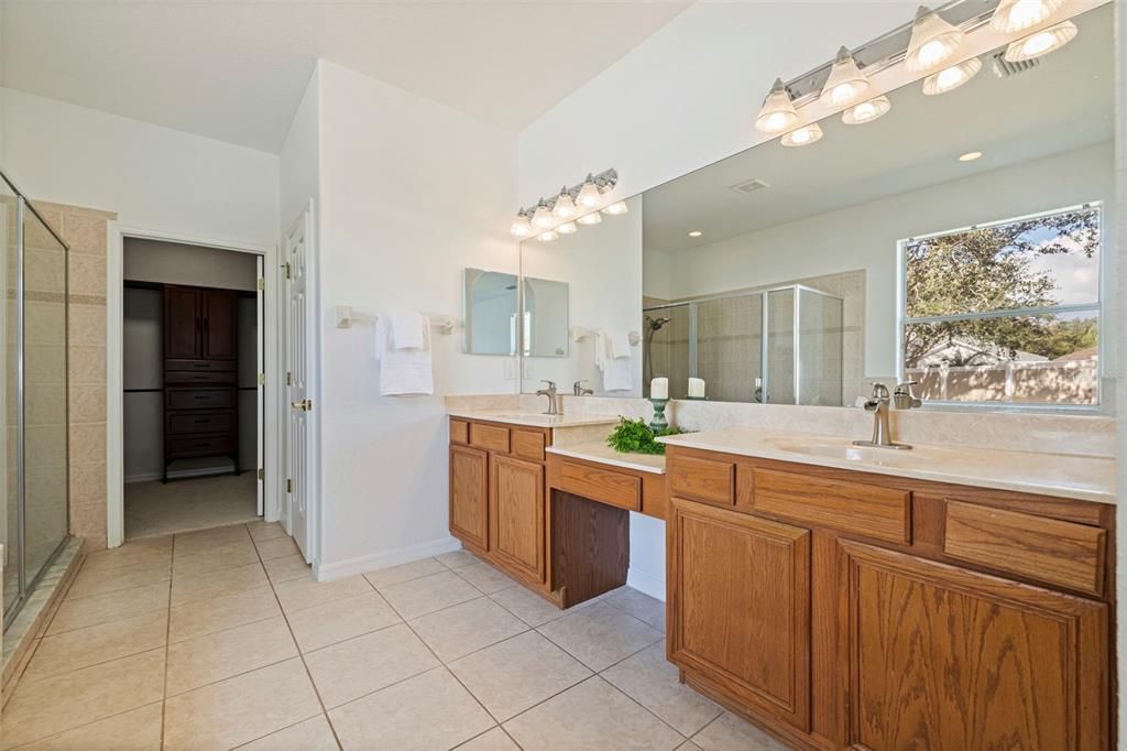 For Sale: $499,000 (4 beds, 3 baths, 2666 Square Feet)