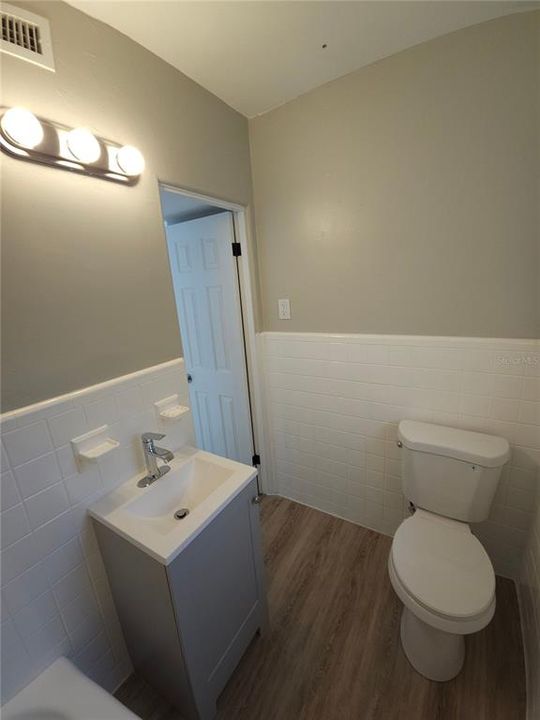 В аренду: $1,800 (3 спален, 1 ванн, 1434 Квадратных фут)