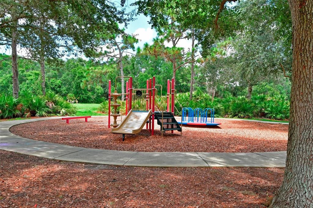 На продажу: $595,000 (3 спален, 2 ванн, 2228 Квадратных фут)