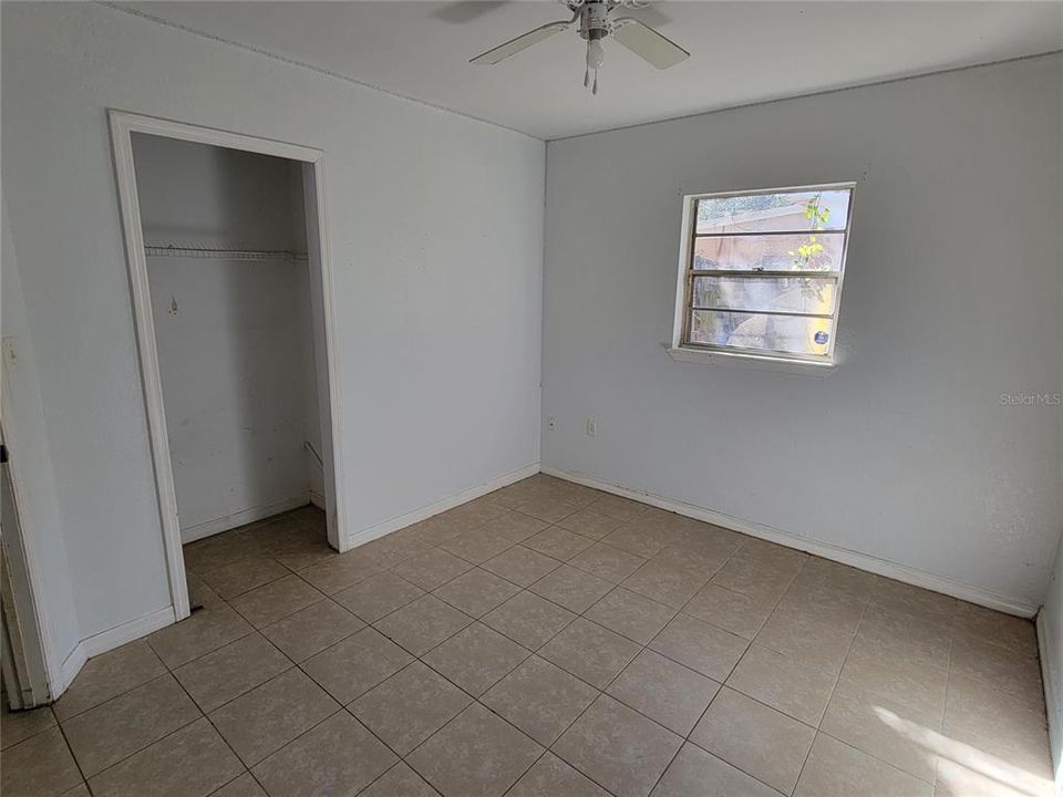 В аренду: $1,295 (2 спален, 1 ванн, 1044 Квадратных фут)