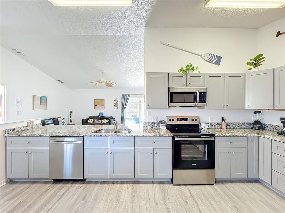 For Sale: $419,000 (3 beds, 2 baths, 1341 Square Feet)