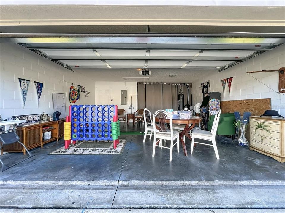 For Sale: $419,000 (3 beds, 2 baths, 1341 Square Feet)