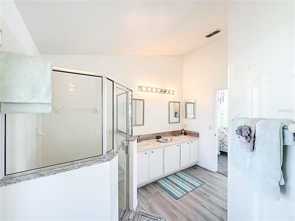 For Sale: $419,000 (3 beds, 2 baths, 1341 Square Feet)