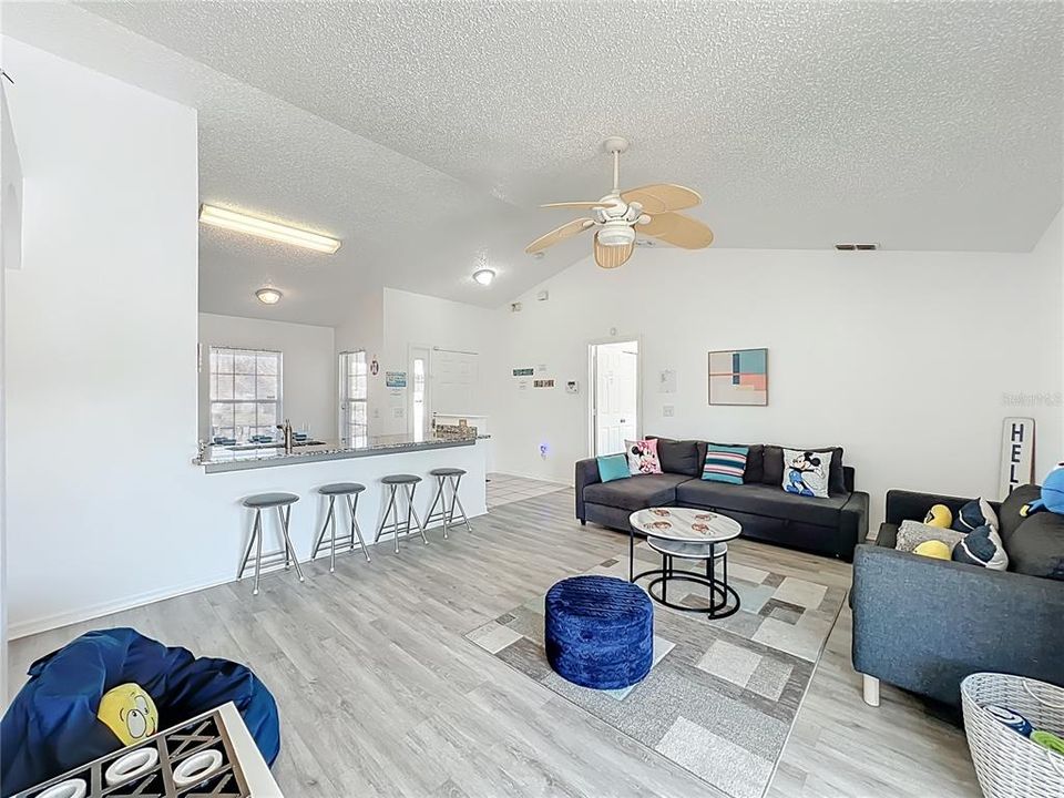 For Sale: $419,000 (3 beds, 2 baths, 1341 Square Feet)