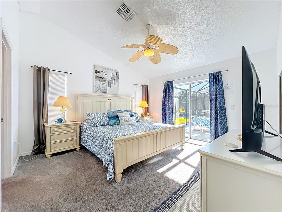 For Sale: $419,000 (3 beds, 2 baths, 1341 Square Feet)