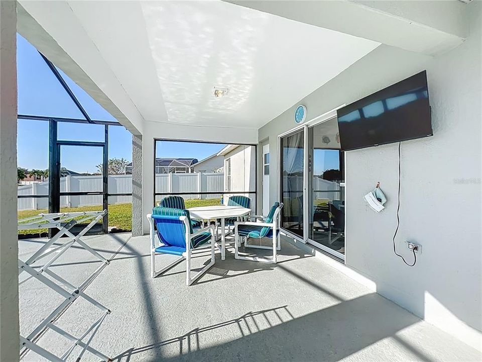 For Sale: $419,000 (3 beds, 2 baths, 1341 Square Feet)