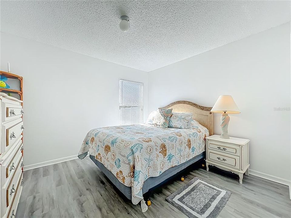 For Sale: $419,000 (3 beds, 2 baths, 1341 Square Feet)