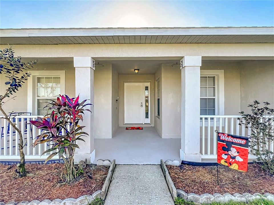 For Sale: $419,000 (3 beds, 2 baths, 1341 Square Feet)