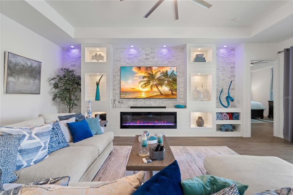 For Sale: $825,000 (3 beds, 3 baths, 2461 Square Feet)