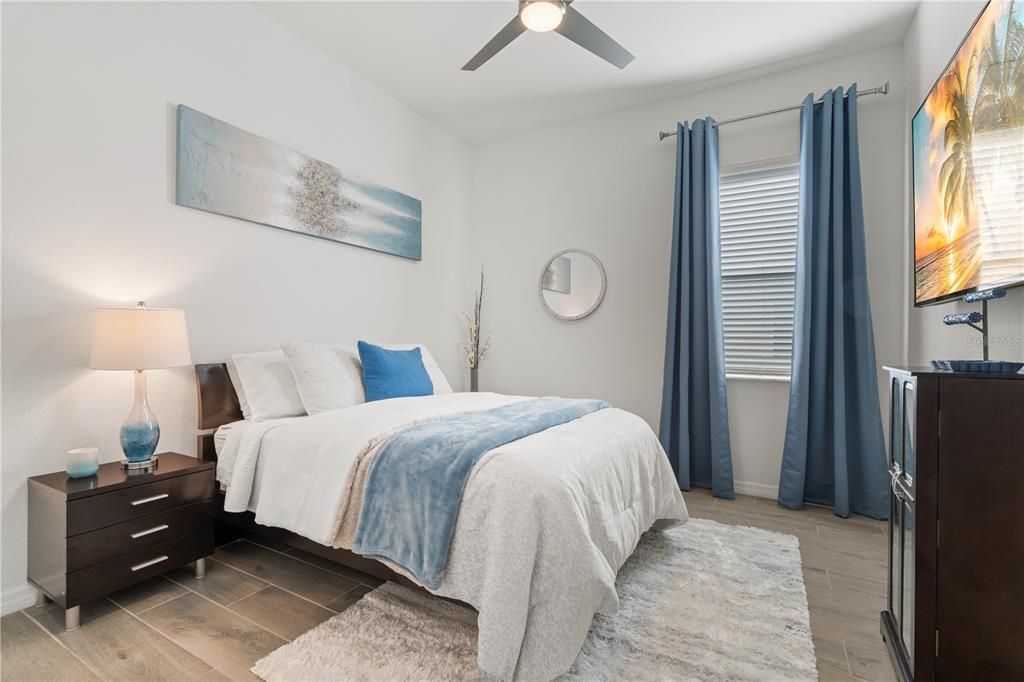 For Sale: $825,000 (3 beds, 3 baths, 2461 Square Feet)