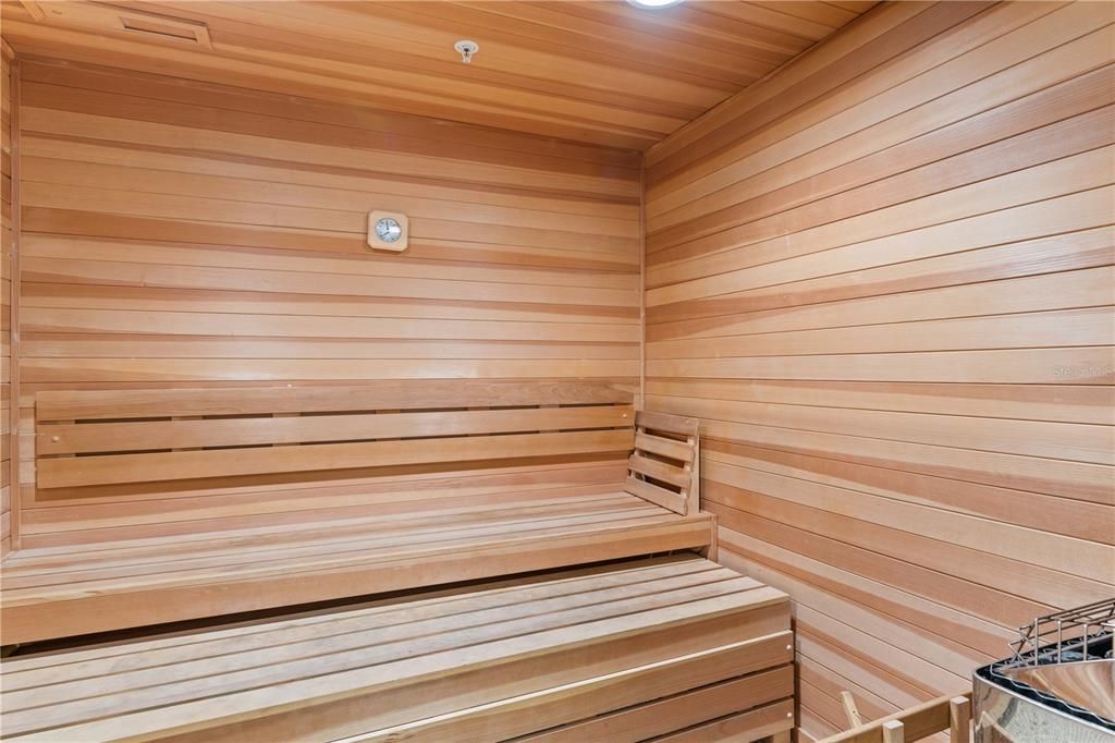 For Sale: $825,000 (3 beds, 3 baths, 2461 Square Feet)