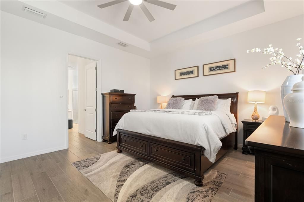 For Sale: $825,000 (3 beds, 3 baths, 2461 Square Feet)