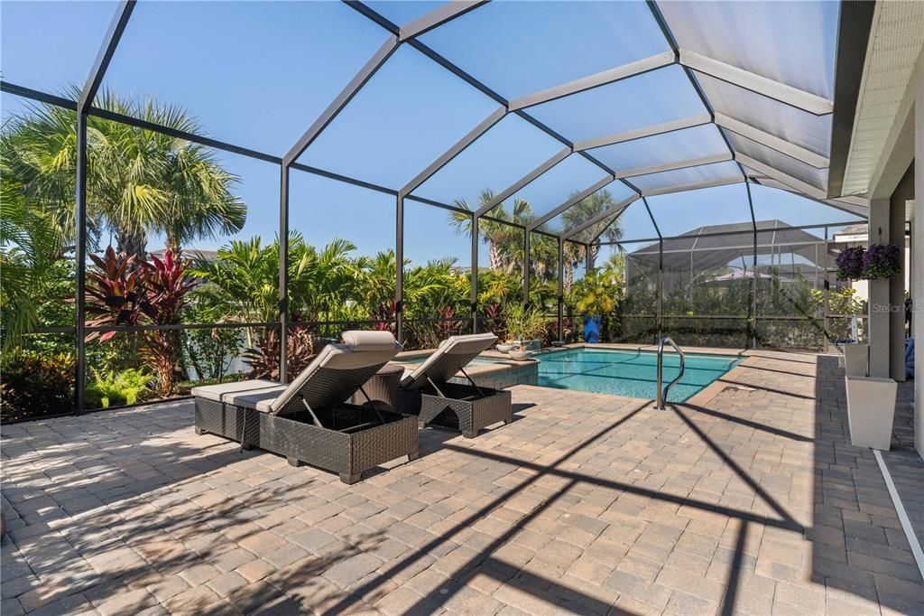 For Sale: $825,000 (3 beds, 3 baths, 2461 Square Feet)