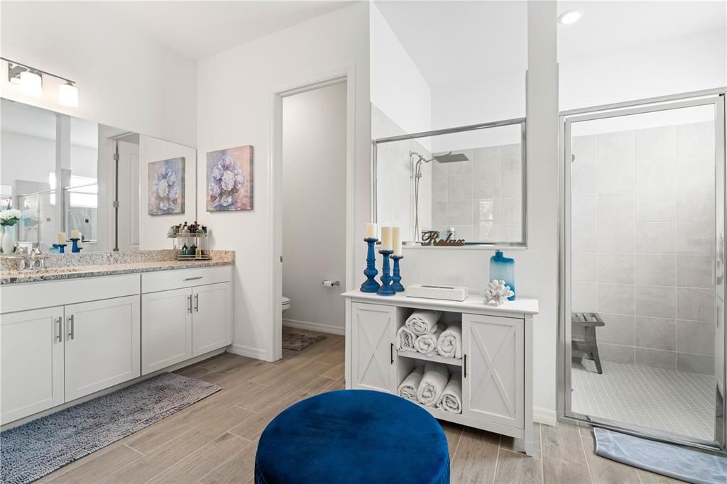 For Sale: $825,000 (3 beds, 3 baths, 2461 Square Feet)