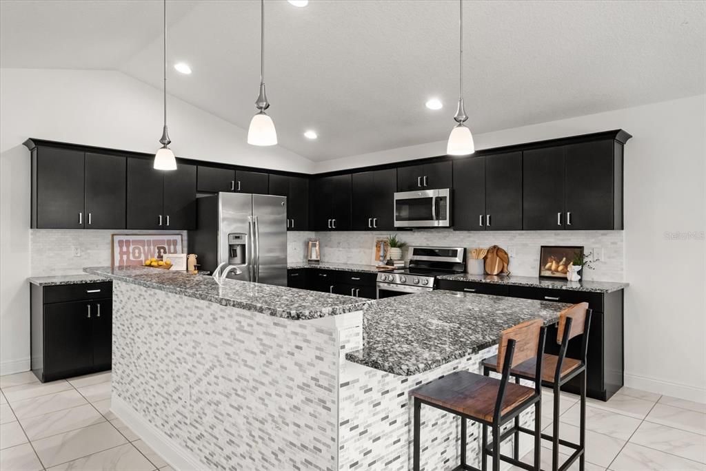 En Venta: $385,000 (3 camas, 2 baños, 1786 Pies cuadrados)