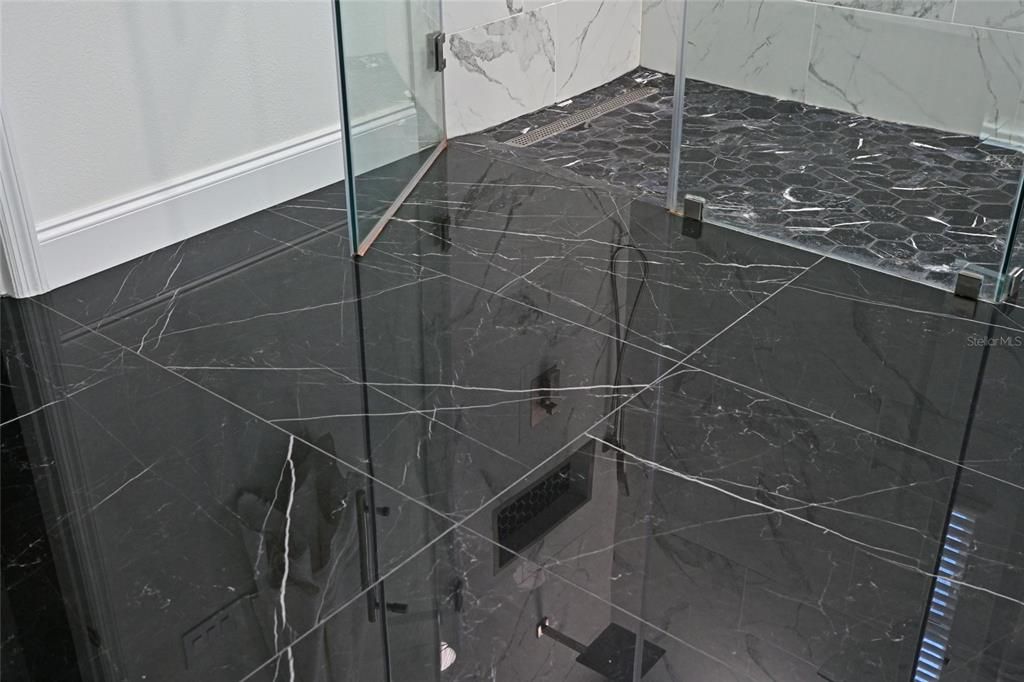 For Sale: $824,900 (3 beds, 3 baths, 2642 Square Feet)