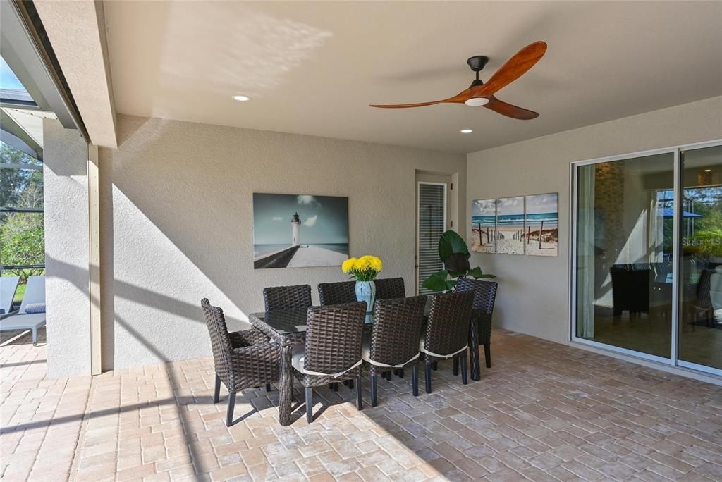 For Sale: $824,900 (3 beds, 3 baths, 2642 Square Feet)