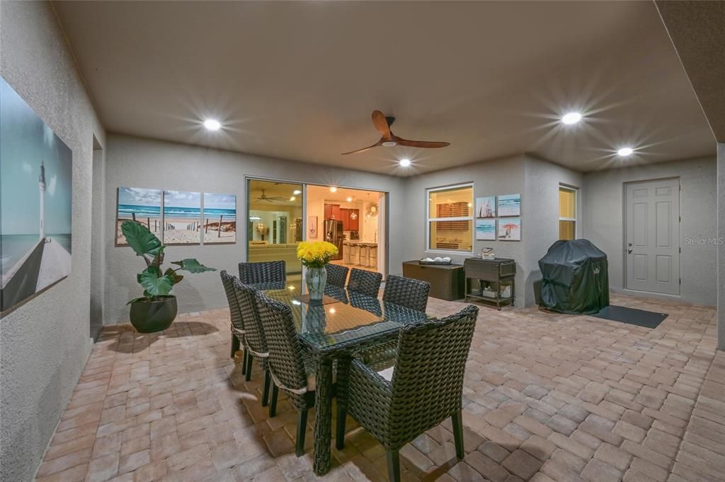 For Sale: $824,900 (3 beds, 3 baths, 2642 Square Feet)