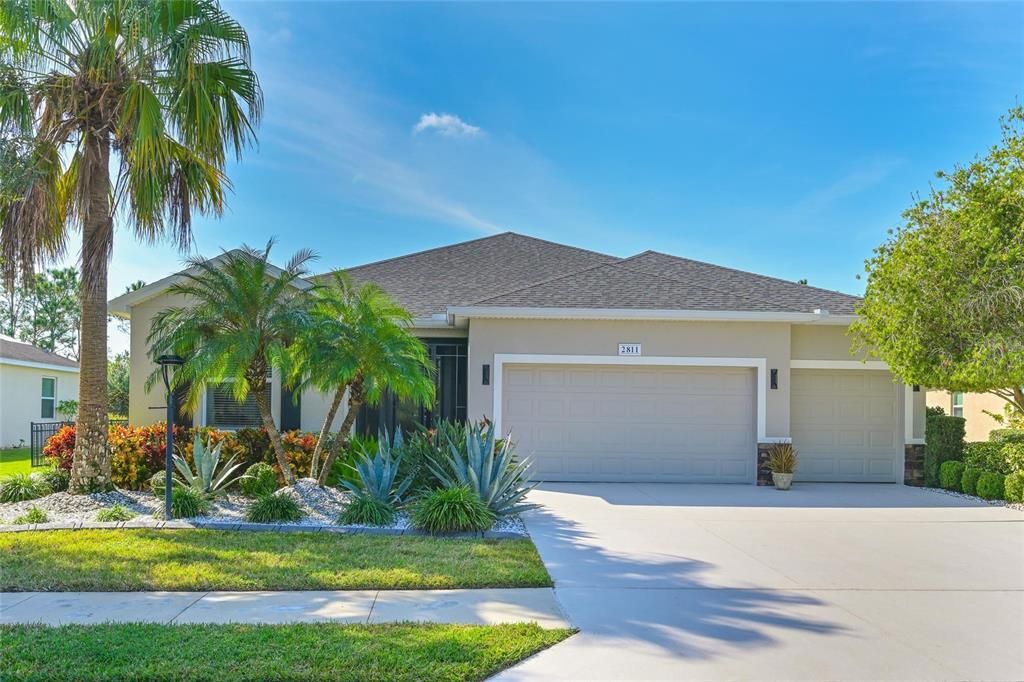 For Sale: $824,900 (3 beds, 3 baths, 2642 Square Feet)