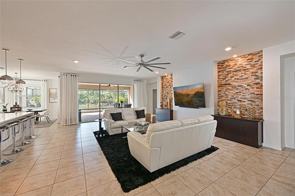 For Sale: $824,900 (3 beds, 3 baths, 2642 Square Feet)