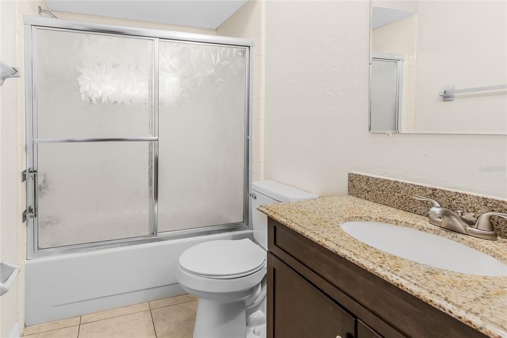 В аренду: $2,100 (3 спален, 3 ванн, 1800 Квадратных фут)