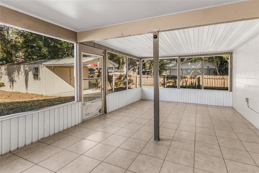 В аренду: $2,100 (3 спален, 3 ванн, 1800 Квадратных фут)