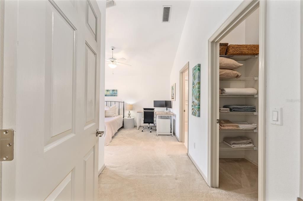 For Sale: $429,900 (3 beds, 3 baths, 2211 Square Feet)