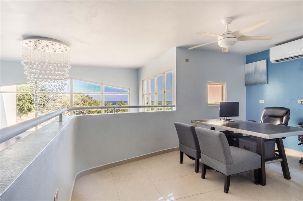 For Sale: $799,000 (3 beds, 2 baths, 2600 Square Feet)