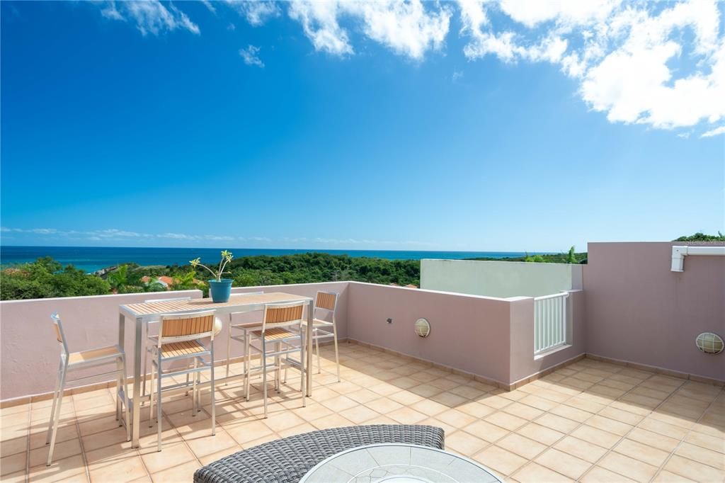 For Sale: $799,000 (3 beds, 2 baths, 2600 Square Feet)