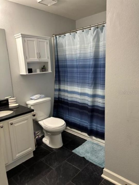 For Sale: $179,900 (2 beds, 2 baths, 993 Square Feet)