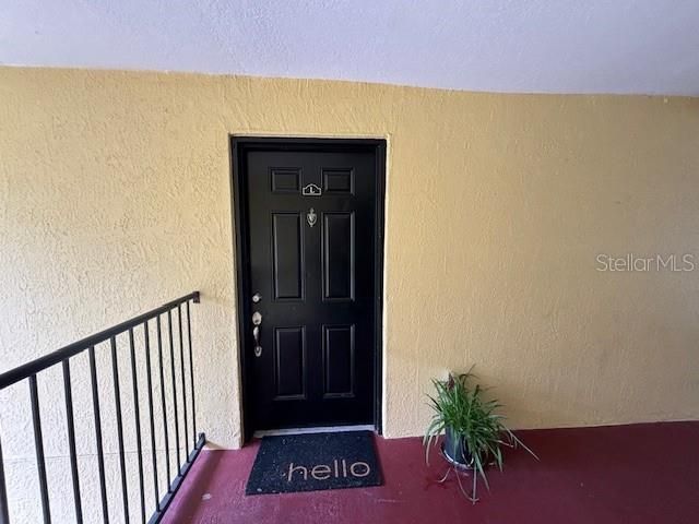 For Sale: $179,900 (2 beds, 2 baths, 993 Square Feet)