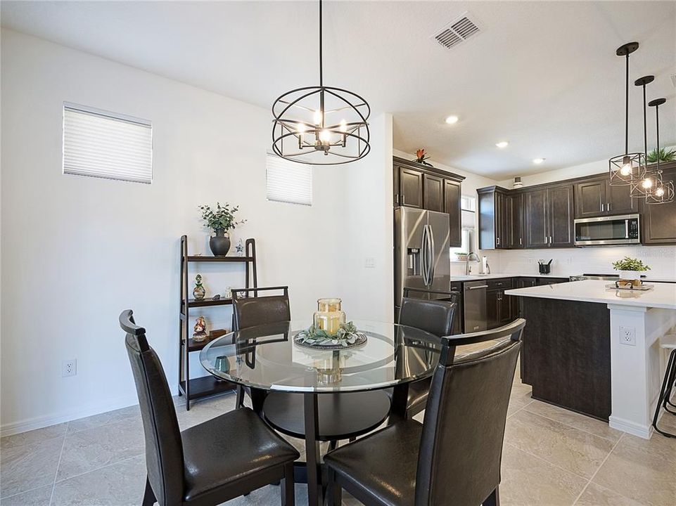 待售: $412,214 (2 贝兹, 2 浴室, 1709 平方英尺)