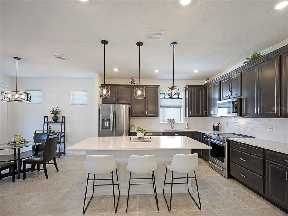 待售: $412,214 (2 贝兹, 2 浴室, 1709 平方英尺)