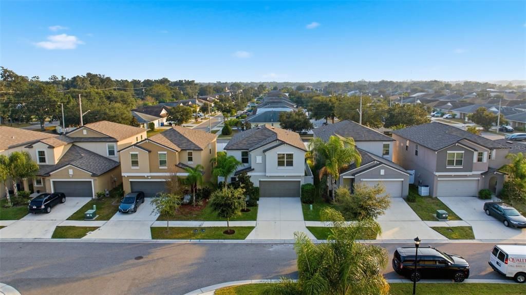 На продажу: $349,900 (5 спален, 2 ванн, 2264 Квадратных фут)