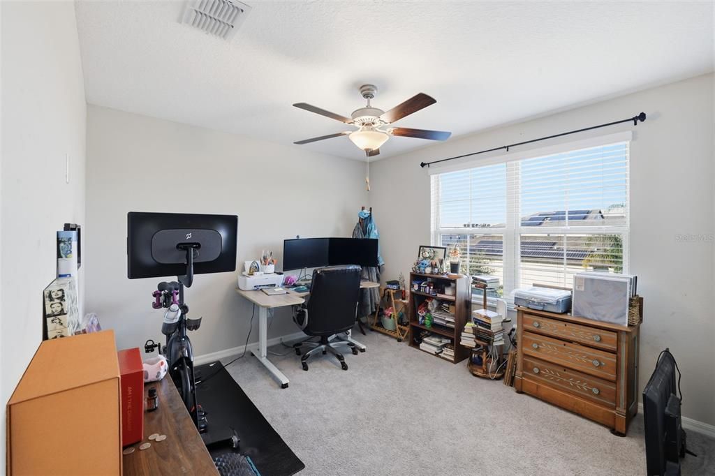 На продажу: $349,900 (5 спален, 2 ванн, 2264 Квадратных фут)