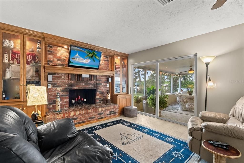 待售: $759,000 (3 贝兹, 2 浴室, 1913 平方英尺)