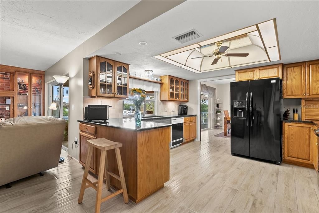 待售: $759,000 (3 贝兹, 2 浴室, 1913 平方英尺)