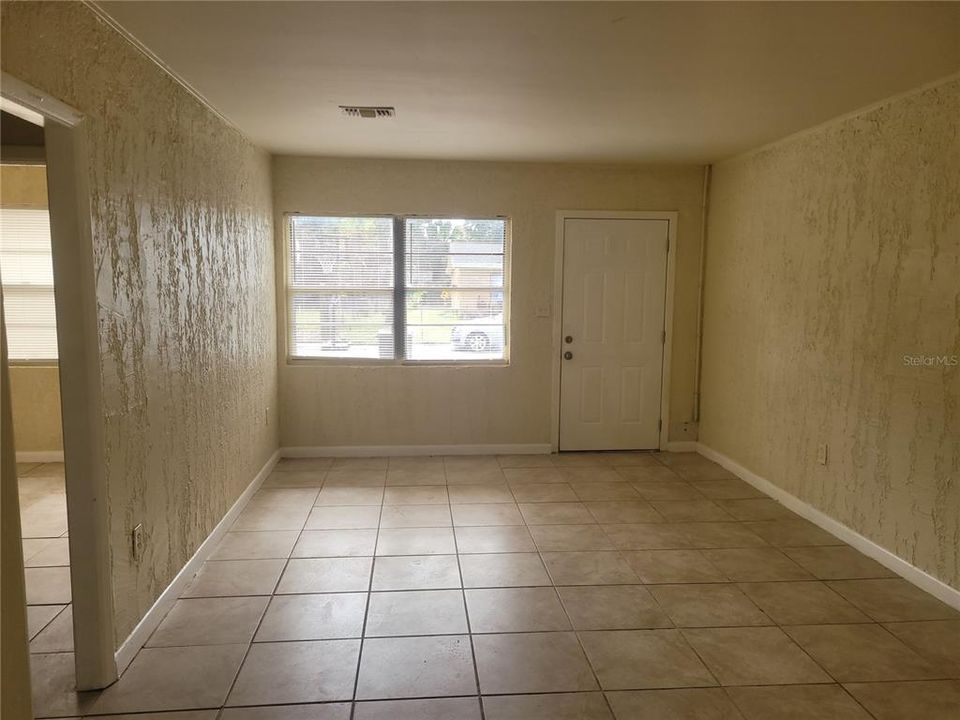 В аренду: $1,250 (2 спален, 1 ванн, 1410 Квадратных фут)