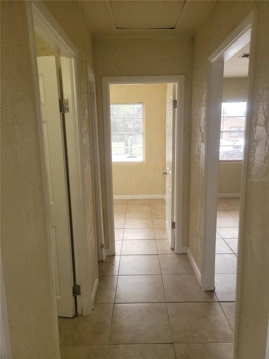 В аренду: $1,250 (2 спален, 1 ванн, 1410 Квадратных фут)