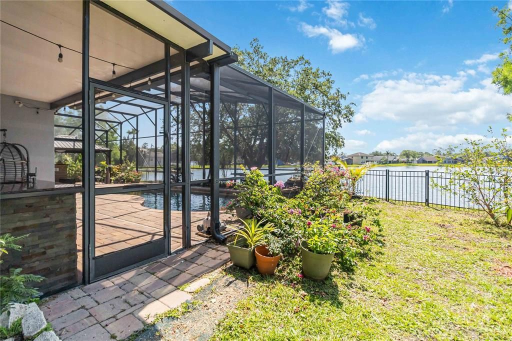 В аренду: $4,000 (5 спален, 4 ванн, 3341 Квадратных фут)