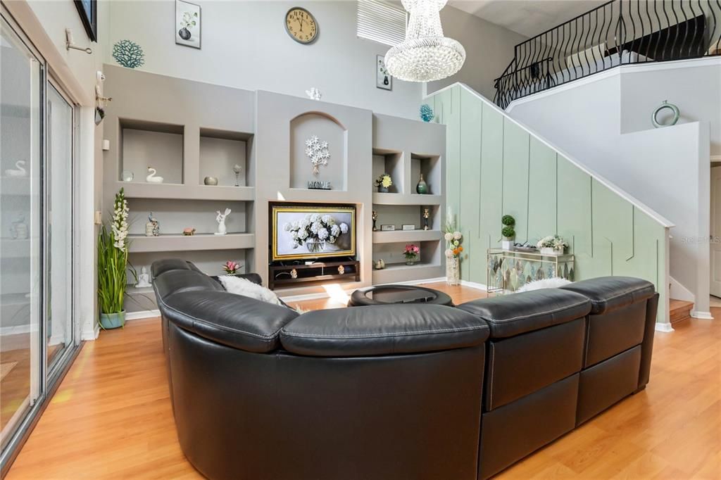 В аренду: $4,000 (5 спален, 4 ванн, 3341 Квадратных фут)