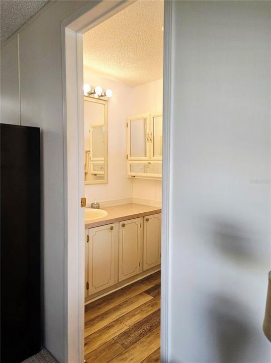 待售: $193,750 (2 贝兹, 2 浴室, 1000 平方英尺)