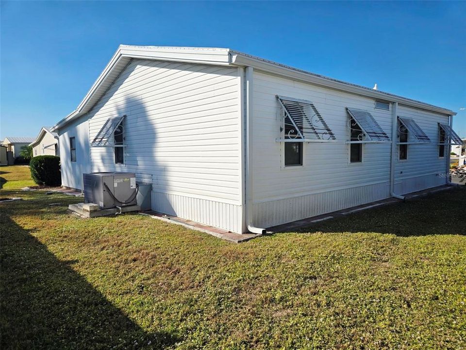 待售: $193,750 (2 贝兹, 2 浴室, 1000 平方英尺)