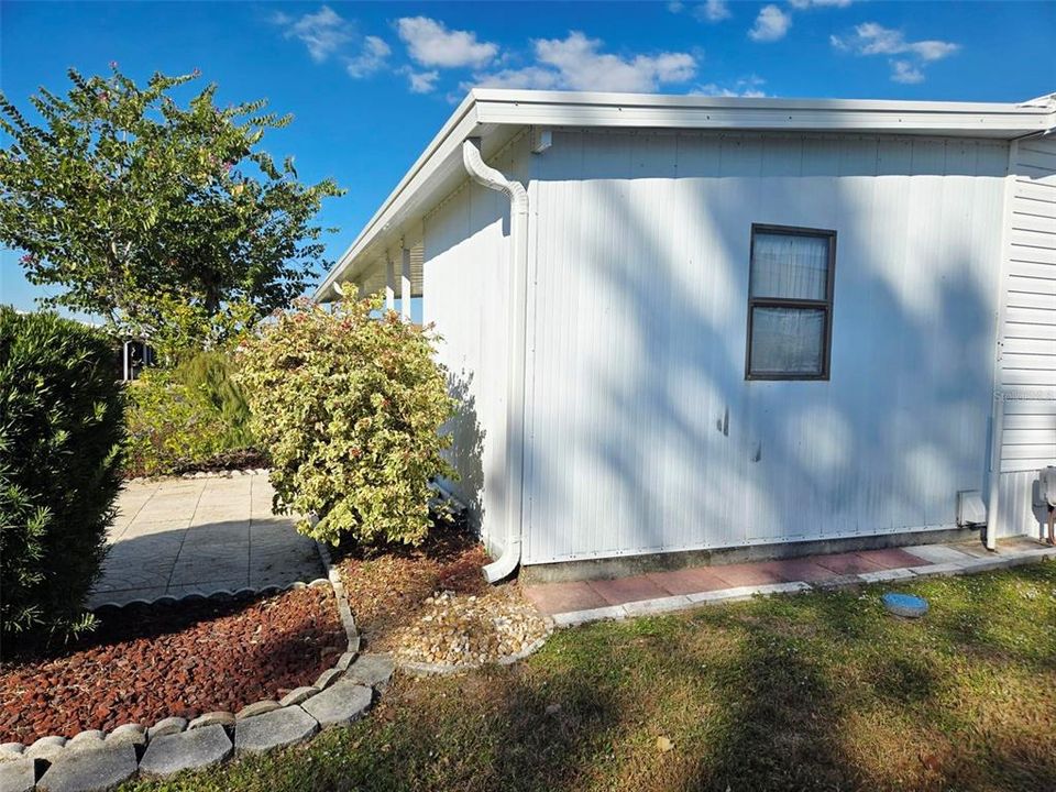 待售: $193,750 (2 贝兹, 2 浴室, 1000 平方英尺)