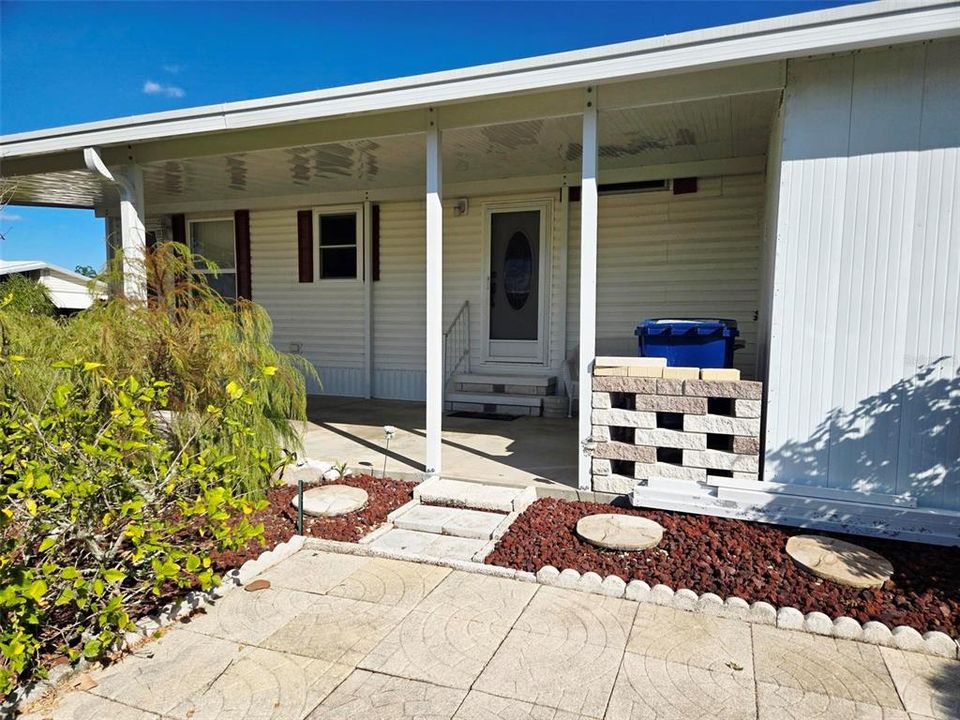 待售: $193,750 (2 贝兹, 2 浴室, 1000 平方英尺)