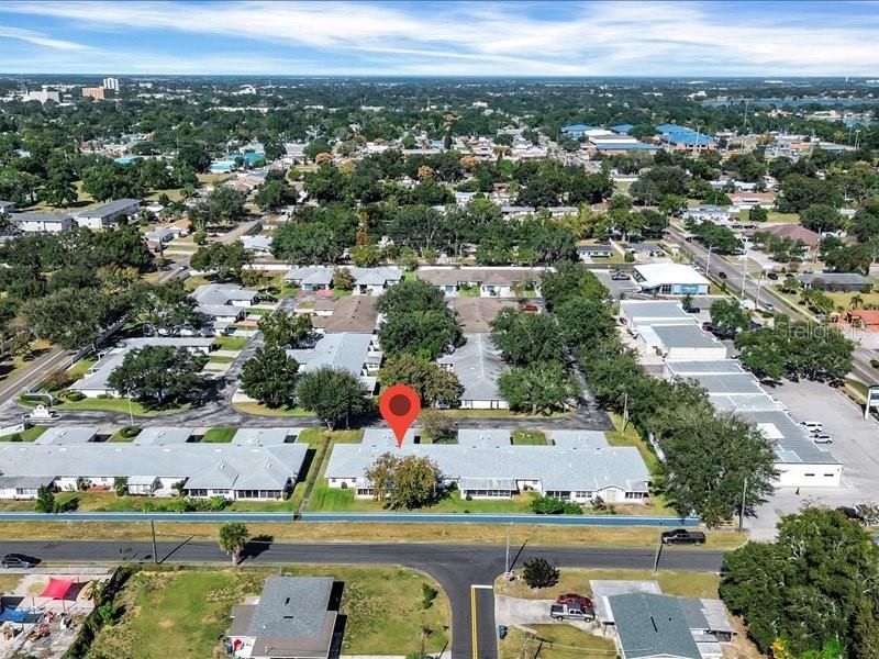 На продажу: $199,900 (2 спален, 2 ванн, 1186 Квадратных фут)