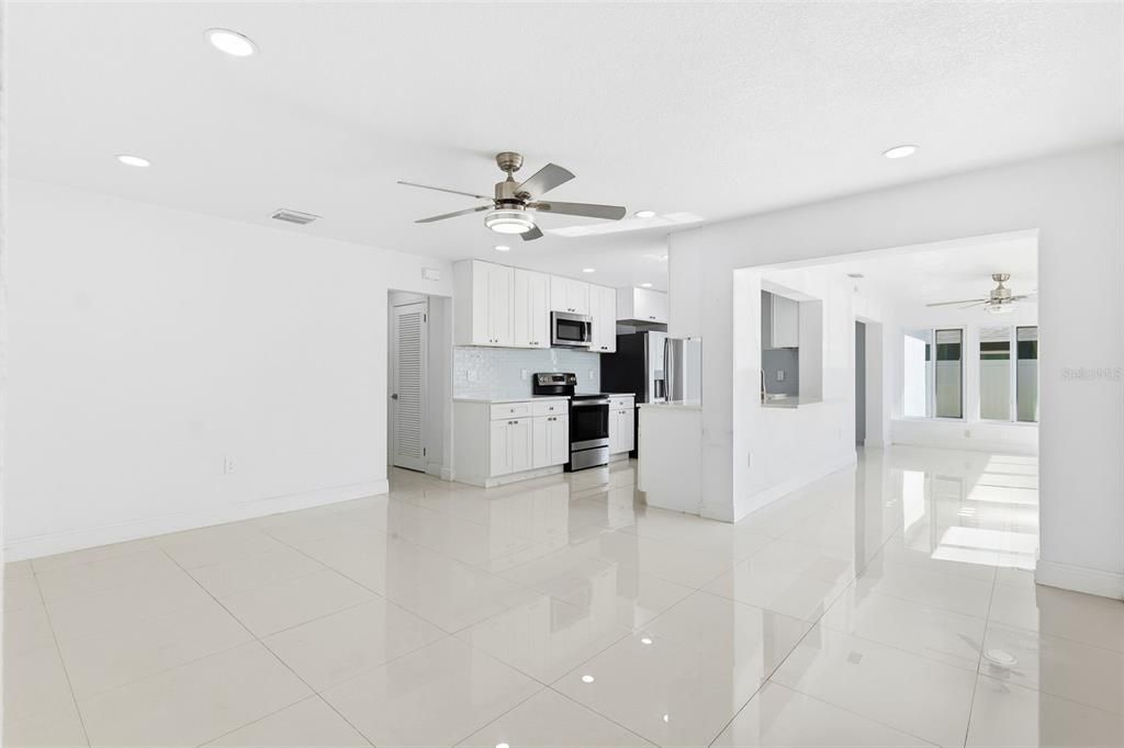 待售: $659,900 (3 贝兹, 2 浴室, 1720 平方英尺)