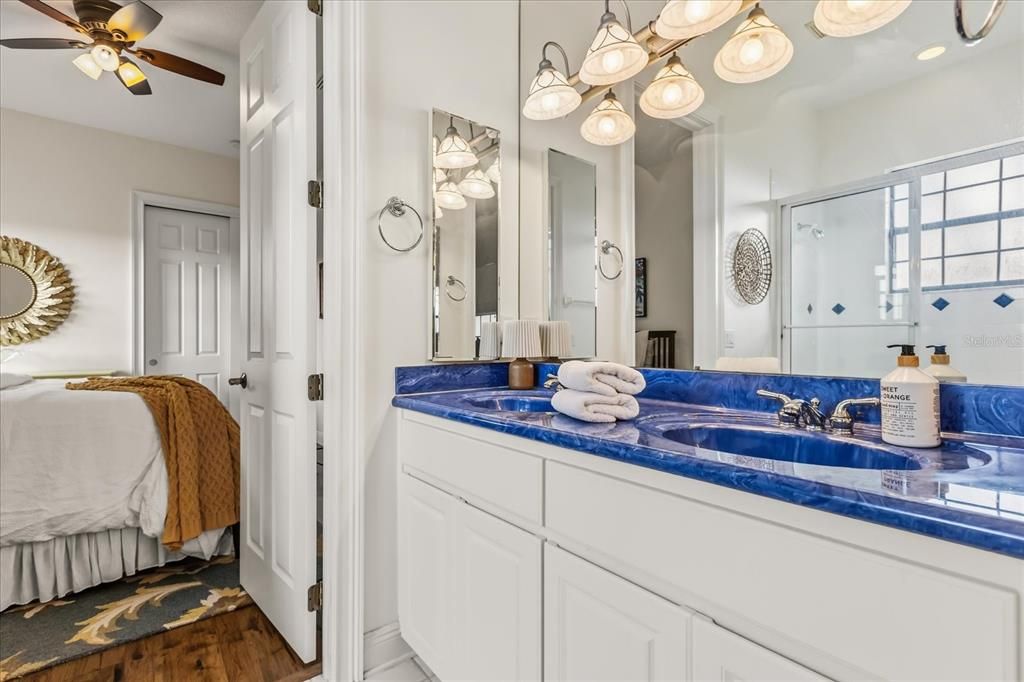 待售: $1,500,000 (5 贝兹, 4 浴室, 3385 平方英尺)