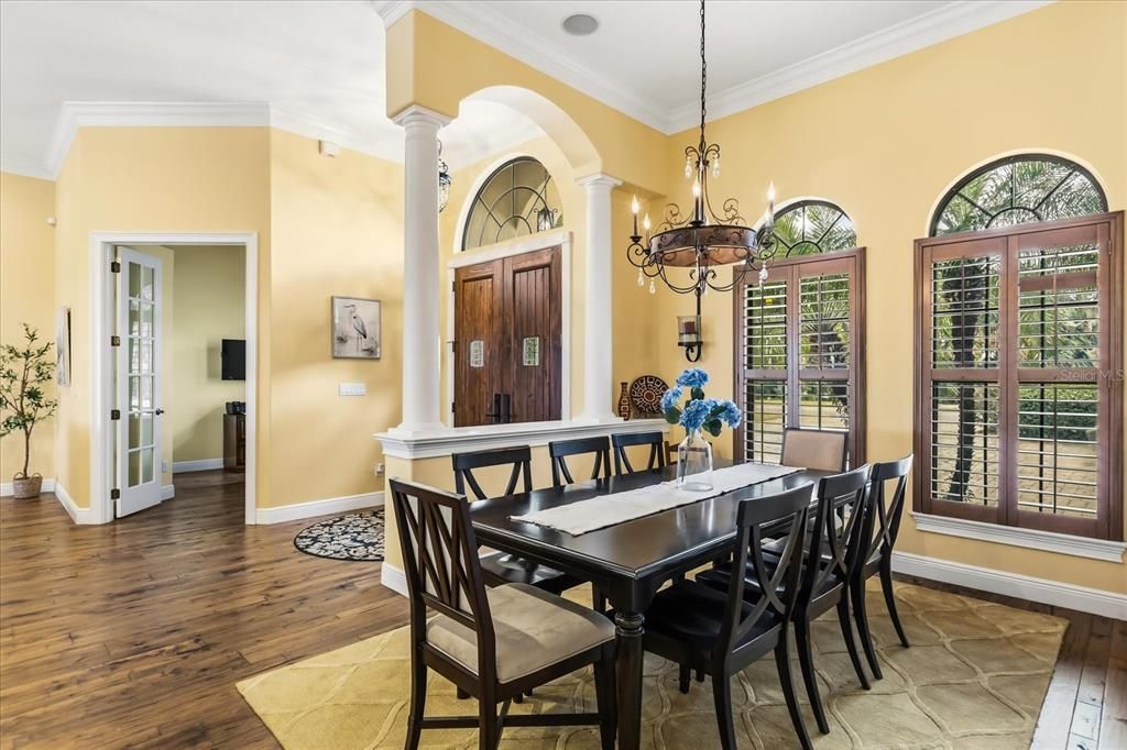 待售: $1,500,000 (5 贝兹, 4 浴室, 3385 平方英尺)