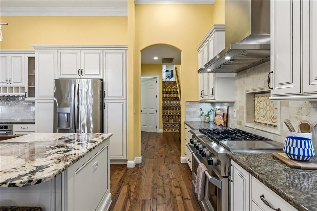 待售: $1,500,000 (5 贝兹, 4 浴室, 3385 平方英尺)